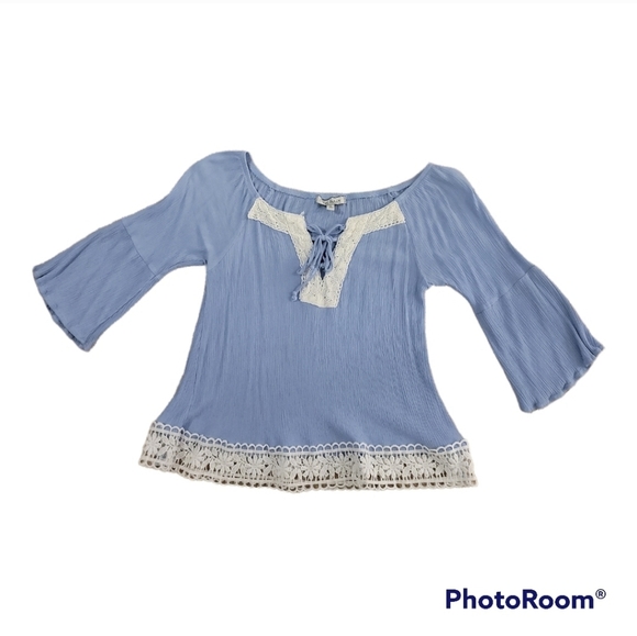 Crave Fame off the shoulder top - Picture 3 of 7